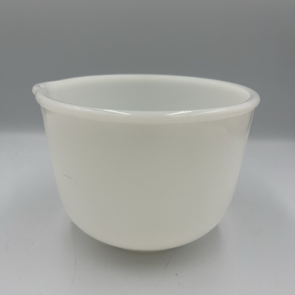 Vintage SUNBEAM 20CJ Mixer Bowl Milk Glass by Glasbake w/ Pour Spout Made in USA